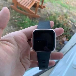 Rose Gold Fitbit Versa